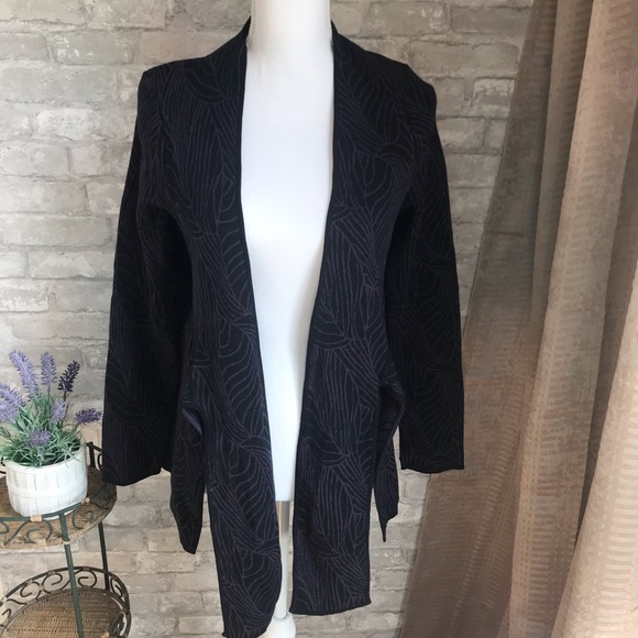 Dana Buchman Sweaters - 🌼 5 for $15🌼 Black and Purple Cardigan